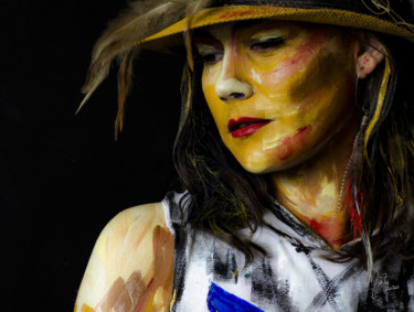 Photographie intitulée "Julia" par Mata, Œuvre d'art originale, Photographie numérique