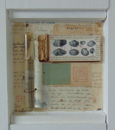 Collages titled "boticario II" by Sofia Pirosanto, Original Artwork, Collages