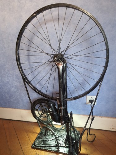 Sculpture titled "TOUR DE FRANCE" by D.S.A.Rt, Original Artwork, Metals