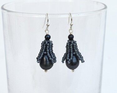 设计 标题为“Flower earrings wit…” 由Irena Zelickman, 原创艺术品, 首饰