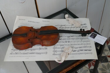 111 - « VIOLONCELLE» Gd Modèle droit marron 雕塑 标题为“111 - « VIOLONCELLE…” 由L'Atelier De Nanou, 原创艺术品, 兵马俑