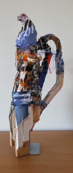 La flèche Sculpture intitulée "La flèche" par Baptiste Vanweydeveldt, Œuvre d'art originale, Céramique