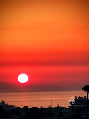 Photography titled "Un matin au port Va…" by Patrice Le Gall, Original Artwork, Non Manipulated Photography