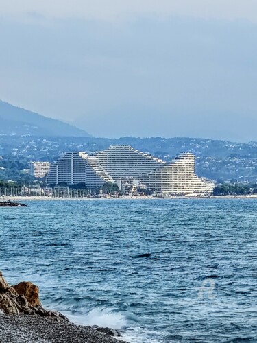 Photographie intitulée "Marina Baie des Ang…" par Patrice Le Gall, Œuvre d'art originale, Photographie non manipulée