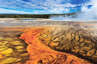 제목이 "Midway Geyser Basin"인 사진 Schlueter로, 원작, 디지털