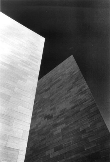 Photographie intitulée "National Gallery Ea…" par Llewellyn Berry, Œuvre d'art originale, Photographie argentique