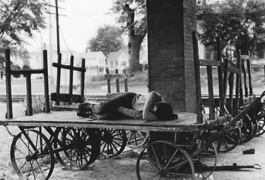 Lisandro Patricio Thorpe on Baggage Cart Photographie intitulée "Lisandro Patricio T…" par Llewellyn Berry, Œuvre d'art originale, Photographie argentique