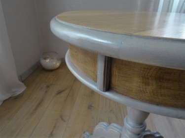 Table ronde chêne massif, Déco Contemporaine, Loft Design titled "Table ronde chêne m…" by Lin-Et-Patine, Original Artwork, Furniture