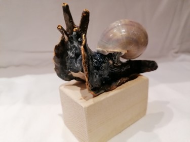 雕塑 标题为“Escargot n°4” 由Sandrine De Zorzi, 原创艺术品, 粘土