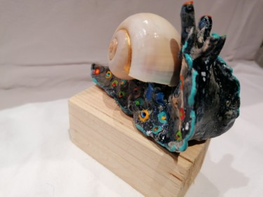 雕塑 标题为“Escargot n°8” 由Sandrine De Zorzi, 原创艺术品, 粘土