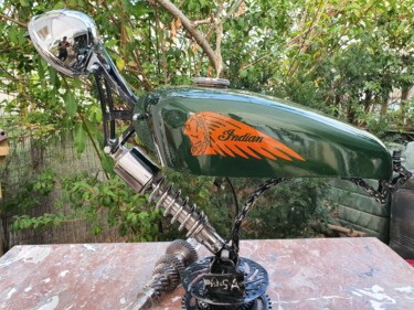 雕塑 标题为“motorcycle tank lamp” 由D.S.A.Rt, 原创艺术品, 金属
