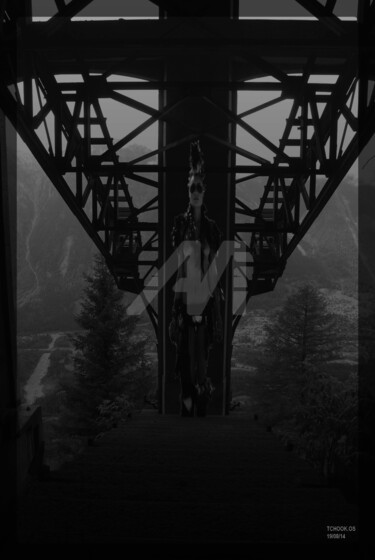 Photographie intitulée "-GARE N°4-" par Tchook.Os, Œuvre d'art originale, Photographie manipulée