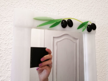 Design titled "Mirror Olives" by Anna Smilyanskaya, Original Artwork, Accessories