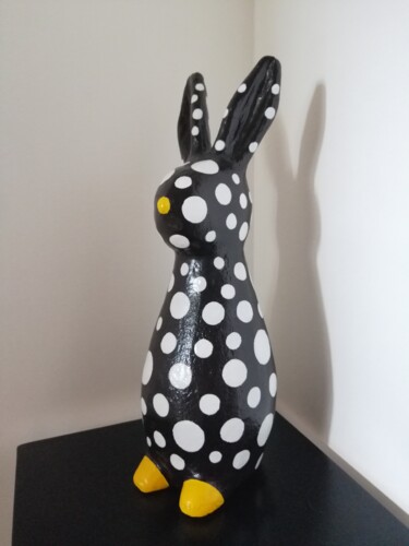 Sculpture intitulée "Pompon" par Carole Carpier, Œuvre d'art originale, Acrylique