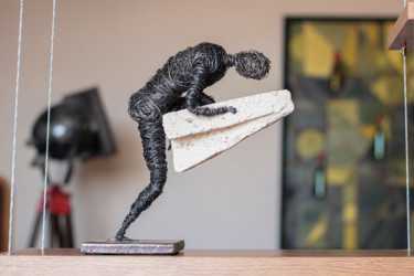 Origami 50x15x23 1.7kg iron, perlite Sculptuur getiteld "Origami 50x15x23 1.…" door Karen Axikyan, Origineel Kunstwerk, Metalen