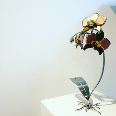 제목이 "Petite Orchidée"인 조형물 Thibaud Dière로, 원작, 금속