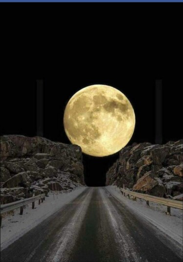 Photography titled "Moonview" by Krishna Art Gallery, Original Artwork, Analog photography