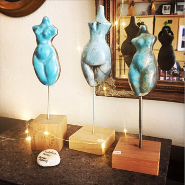 Sculpture titled "Méthode de fabricat…" by Vanessa Renoux, Original Artwork, Ceramics