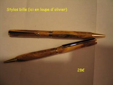 Sculpture intitulée "Stylos bille rechar…" par Christian Boivin, Œuvre d'art originale, Bois