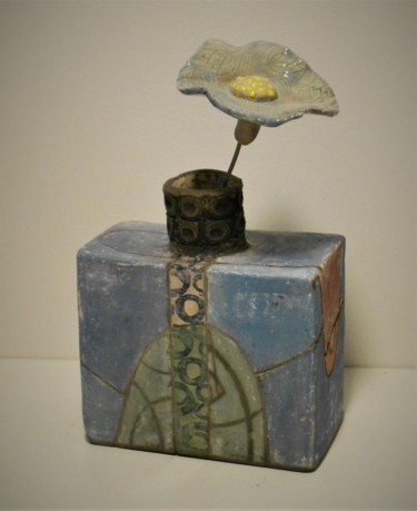 Design titled "Vase raku nu bleu" by Armelle Colombier, Original Artwork, Table art