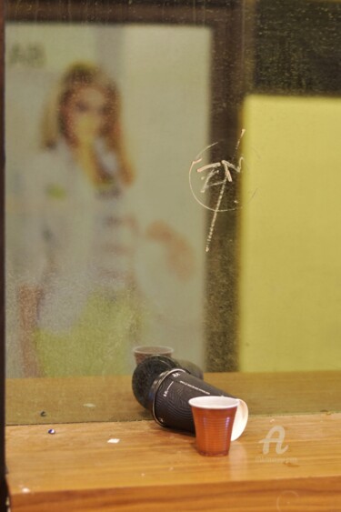 Photographie intitulée "Coffee to go" par Alen Gurovic, Œuvre d'art originale, Photographie non manipulée