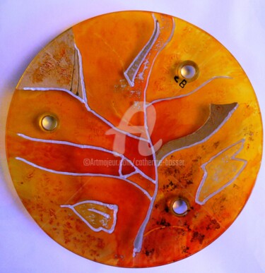 Design intitulée "Plat rond sur 3 pie…" par Catherine Bosser, Œuvre d'art originale, Art de la table