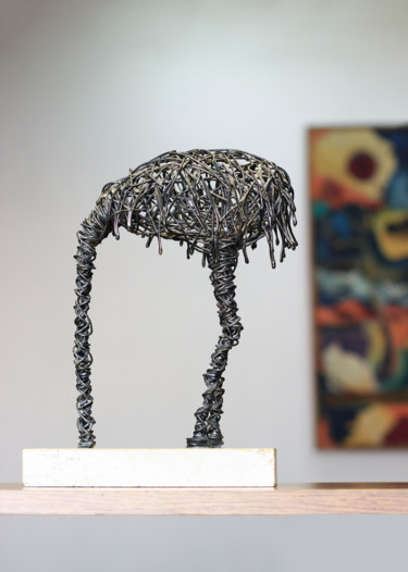 Escape from reality (28x22x10 2.2kg iron, travertine) Sculpture intitulée "Escape from reality…" par Karen Axikyan, Œuvre d'art originale, Métaux