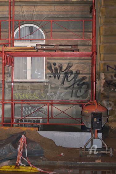 Renovation in sunday morning Photographie intitulée "Renovation in sunda…" par Alen Gurovic, Œuvre d'art originale, Photographie non manipulée