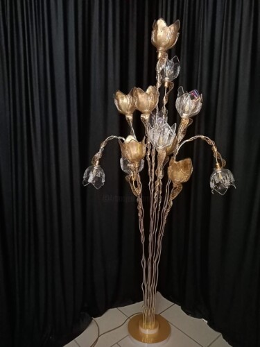Lampadaire 14 tulipes dorées et transparentes Design intitulée "Lampadaire 14 tulip…" par Jean Luc Masini, Œuvre d'art originale, Luminaire