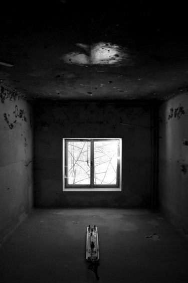Photography titled "In the sanatorium -…" by Pedro Noir, Original Artwork, Digital Photography Mounted on Wood Stretcher fra…