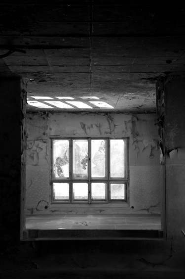 Photography titled "In the sanatorium -…" by Pedro Noir, Original Artwork, Digital Photography Mounted on Wood Stretcher fra…