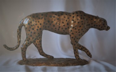 雕塑 标题为“Le guépard or” 由Isabelle Zwang, 原创艺术品, 兵马俑