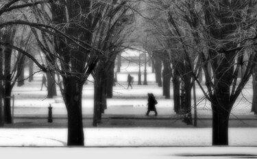Photography titled "Passants" by Jean Louis Giudicelli, Original Artwork, Digital Photography