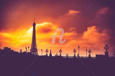 Photographie intitulée "Street Paris II" par David Penez, Œuvre d'art originale, Photographie manipulée