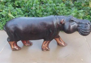 雕塑 标题为“Rosewood hippo” 由Obed Omwange, 原创艺术品, 木