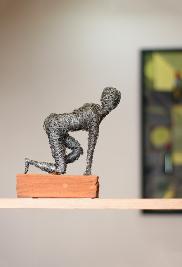 Start (23x20x13 2kg iron, tufa) 雕塑 标题为“Start (23x20x13 2kg…” 由Karen Axikyan, 原创艺术品, 金属
