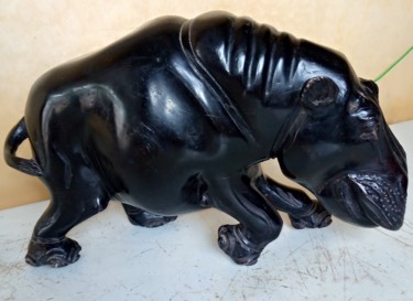雕塑 标题为“Ebony hippo In acti…” 由Obed Omwange, 原创艺术品, 木