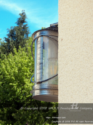Brushed metal old design lamp close-up image technique 摄影 标题为“Brushed metal old d…” 由Cédric Hajiji, 原创艺术品, 数码摄影