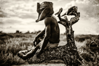 Photographie intitulée "chaman des cendres 1" par Steve Drevet, Œuvre d'art originale, Photographie numérique