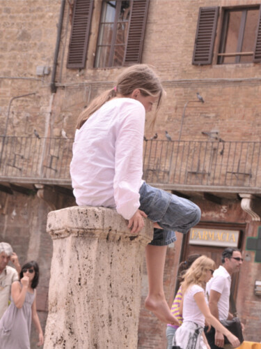 Photography titled "roman girl" by Katherine Lee, Original Artwork, Digital Photography