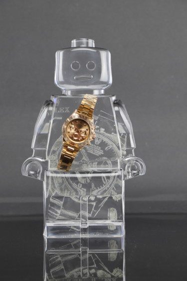 ROBOCLUSION ROLEX DAYTONA PINK 「ROBOCLUSION ROLEX D…」というタイトルの彫刻 Vincent Sabatier (VerSus)によって, オリジナルのアートワーク, 樹脂