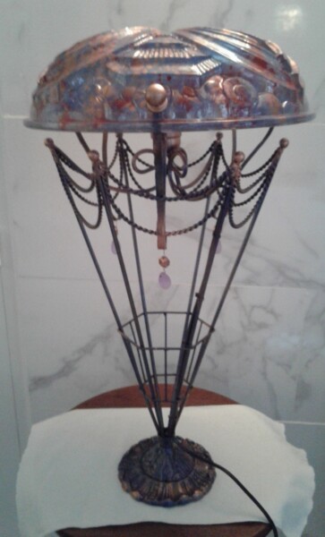 Design titled "ma victoire" by Ellaoachat, Original Artwork, Luminaire