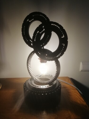 设计 标题为“Lampe super8” 由Anthonin Dusseaux (DUSSBAR), 原创艺术品, 表艺术