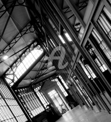 Photographie intitulée "Halle du marché des…" par Tito Villa, Œuvre d'art originale, Photographie numérique