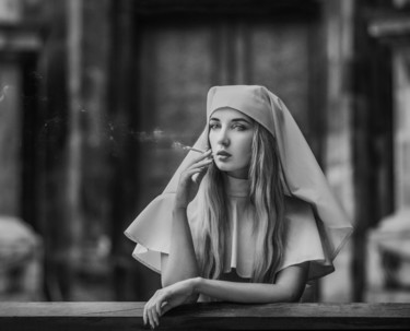 Photography titled "Unconventional" by Arkadiy Kurta, Original Artwork, Analog photography