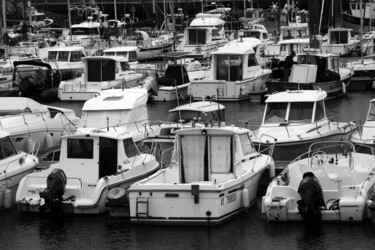 Fotografia intitolato "Les bateaux" da Camille R., Opera d'arte originale, Fotografia non manipolata