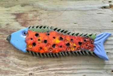 Sculpture intitulée "Poisson multicolore…" par Anne Cabon, Œuvre d'art originale, Céramique