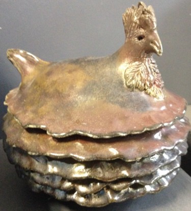 Sculpture intitulée "POULE . RAKU" par Kyriaki Moustaki, Œuvre d'art originale, Émail