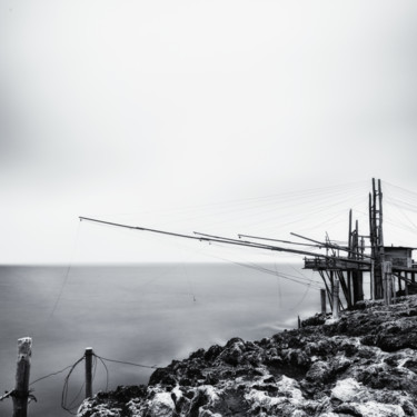 Photographie intitulée "Trabucco 1 (studio…" par Karim Carella, Œuvre d'art originale, Photographie numérique