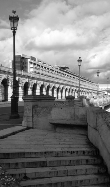 Photographie intitulée "Les marches de la f…" par Pascal Buffard, Œuvre d'art originale, Photographie non manipulée
